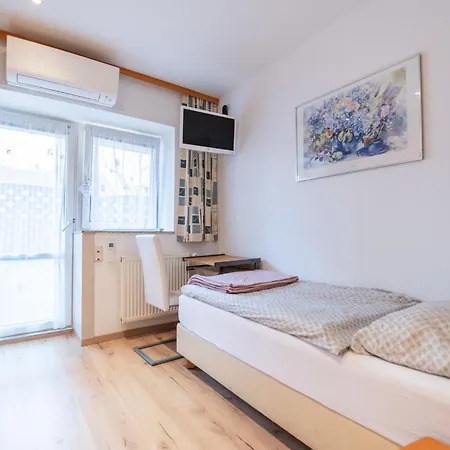 Hotel Alter Telegraf 3*