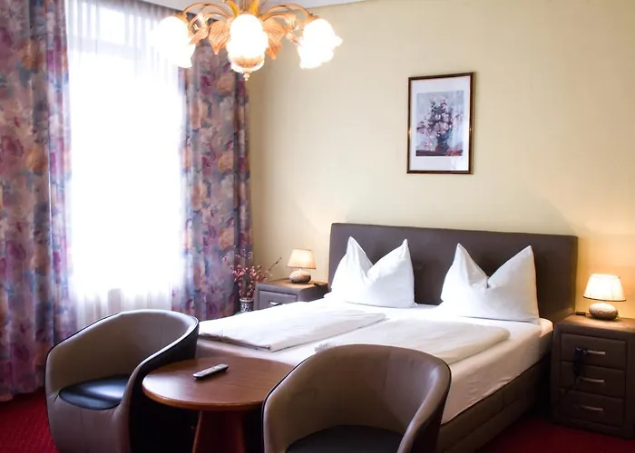 Hotel Alter Telegraf 3*